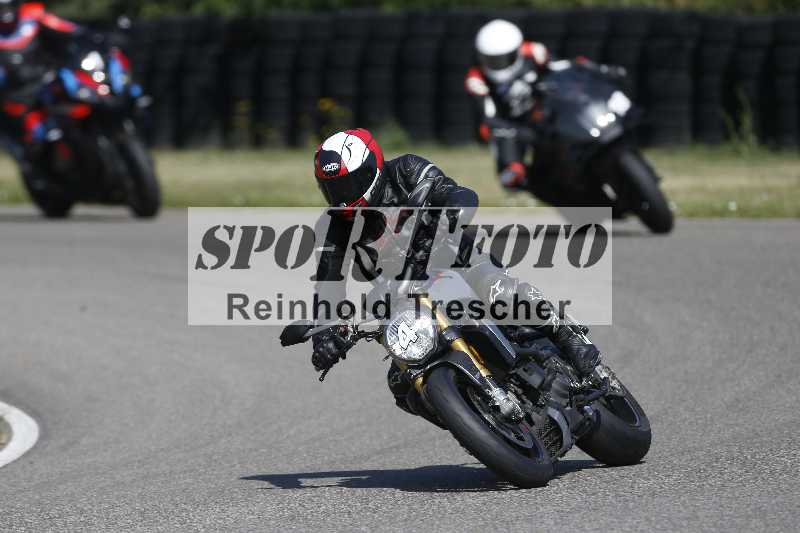 /21 17.06.2026  Ducati Schweiz Track Warmup ADR/Gruppe blau/4